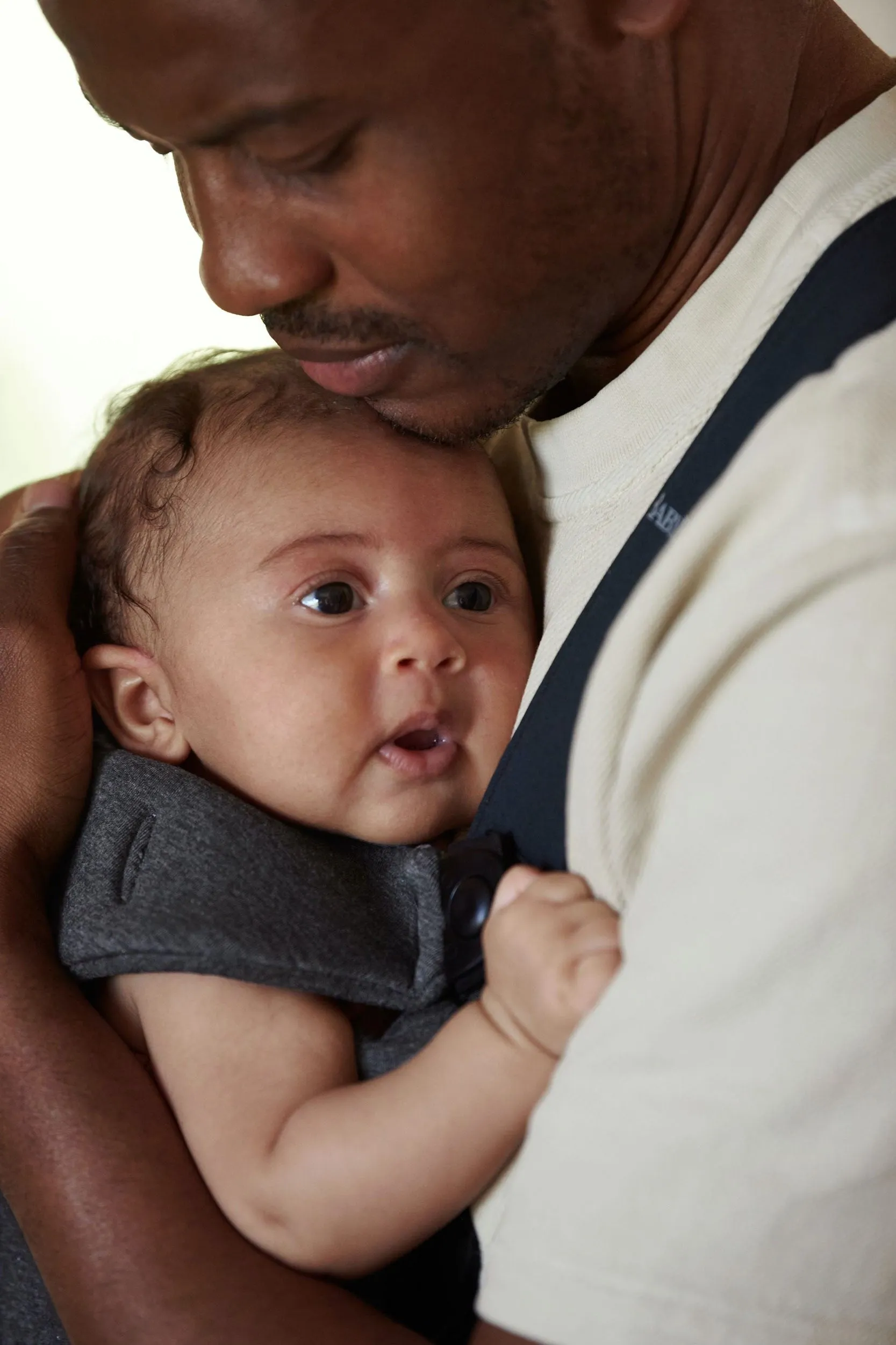 Baby Bjorn Baby Carrier Mini