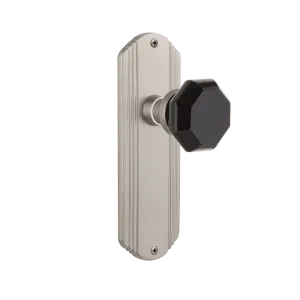 Deco Long Plate with Black Waldorf Knob in Satin Nickel