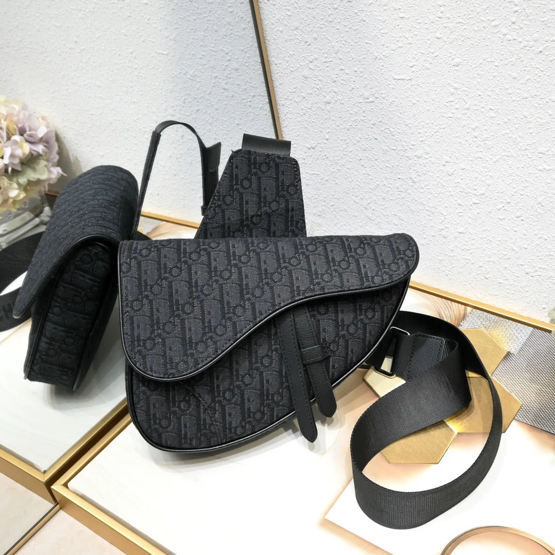DR315 Saddle Bag / 7.8x11x2inch