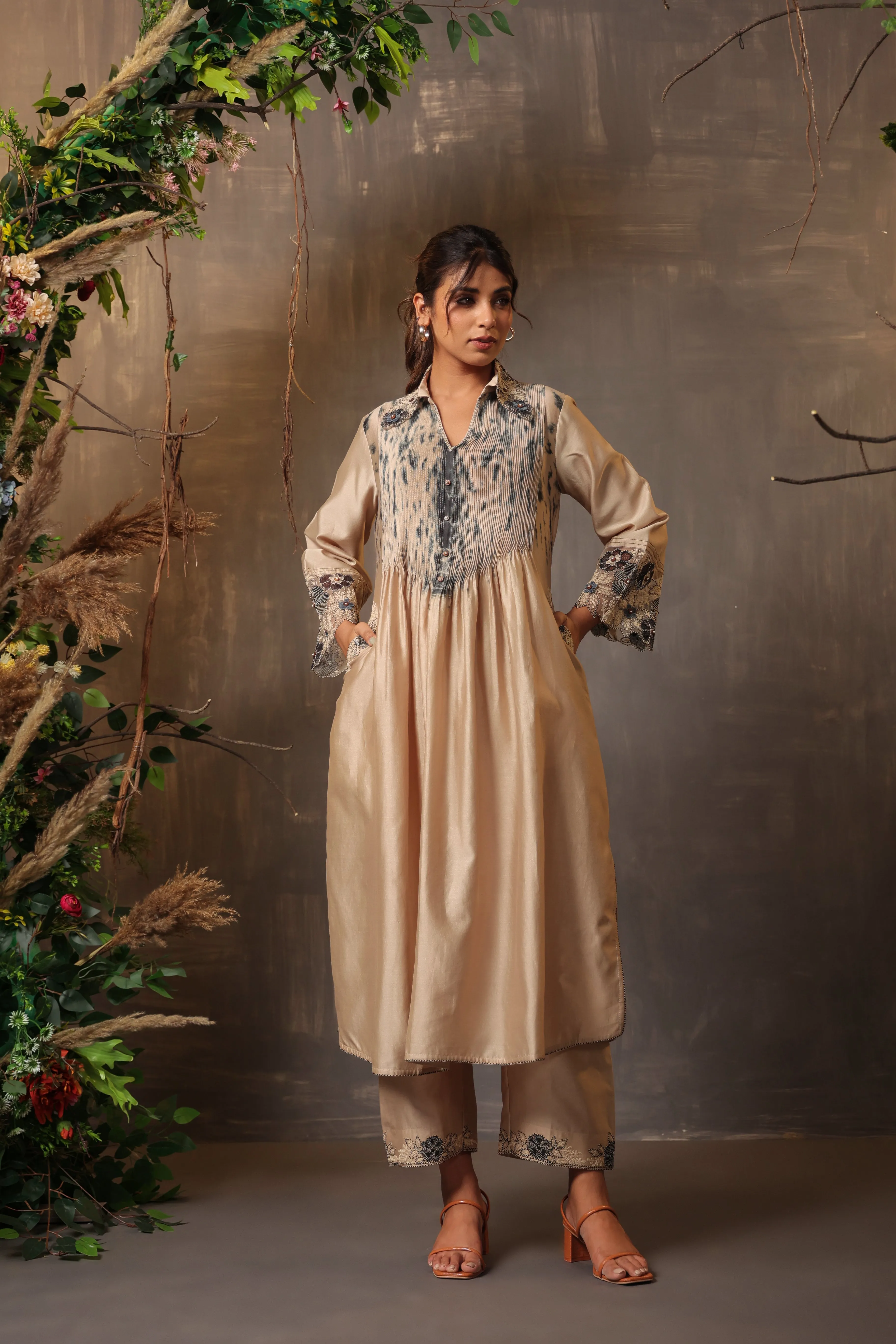 Gulshan Shibori Ivory