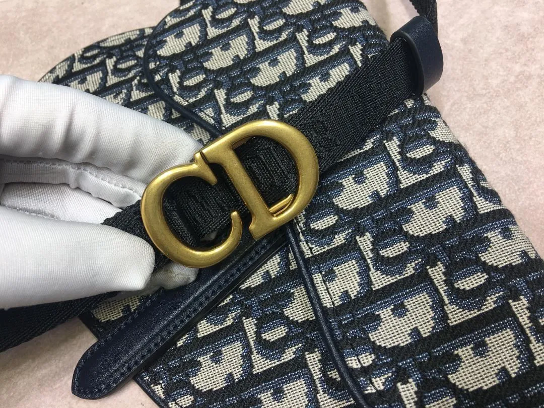 Mini Oblique Saddle bag