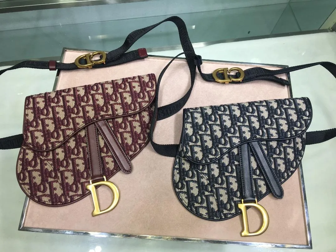 Mini Oblique Saddle bag