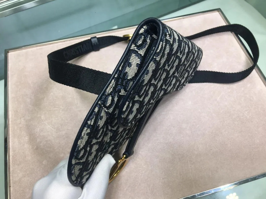 Mini Oblique Saddle bag