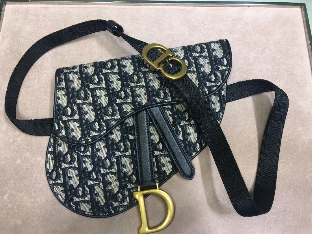 Mini Oblique Saddle bag