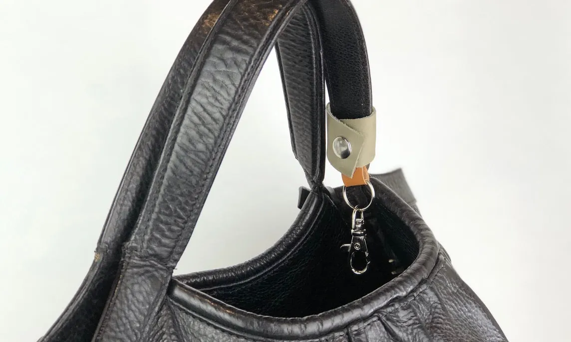 Never Lost Leather Keyring