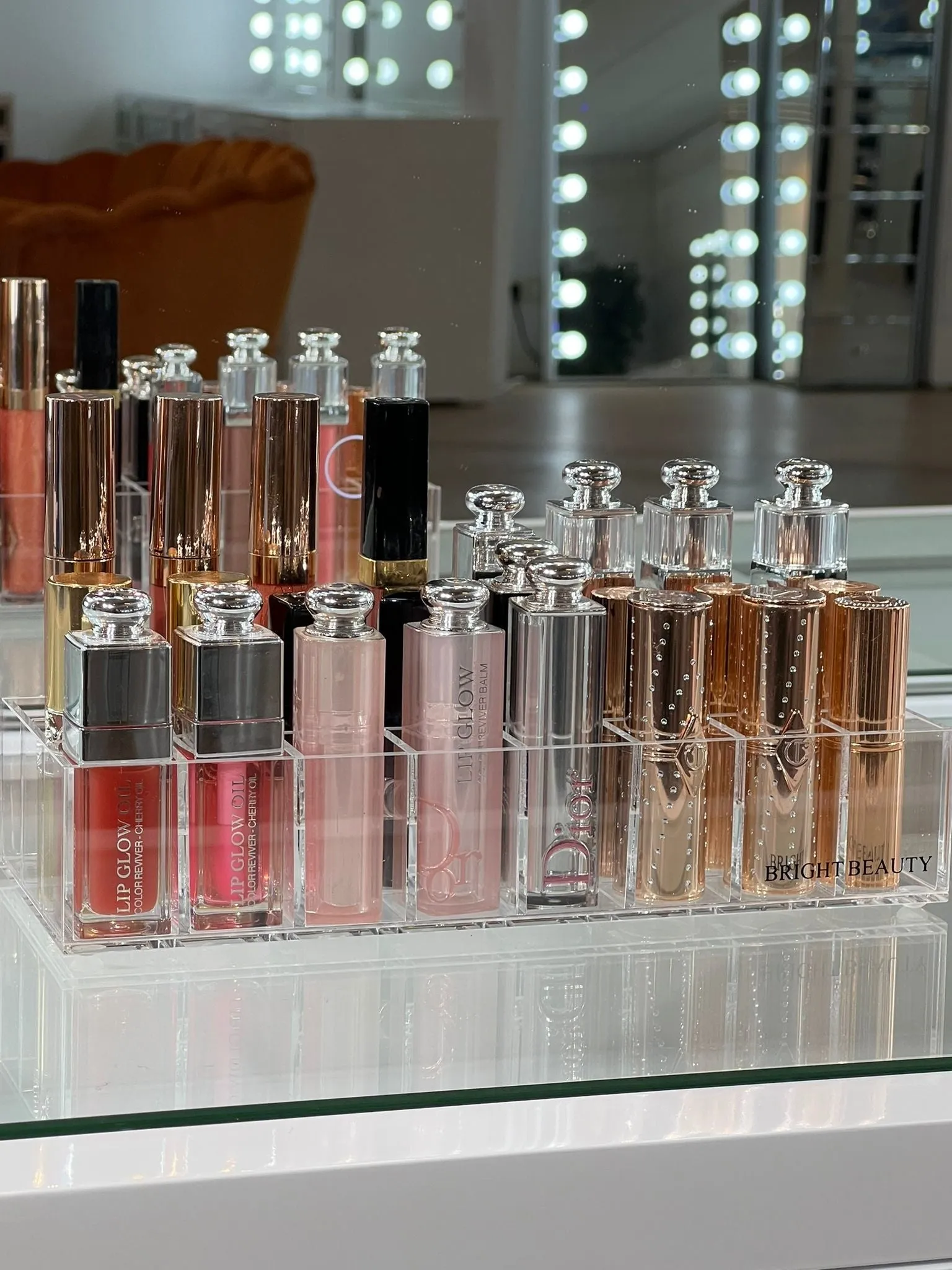The Lipstick Organizer